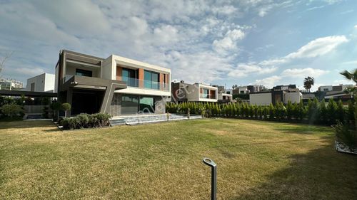 Konut-Villa