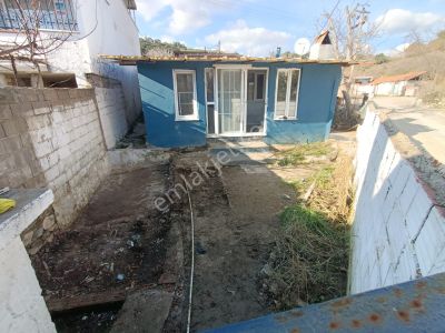 Balıkesir Edremit Kadıköyde 192 Metrekare Arsa İçerisinde Müstakil Ev