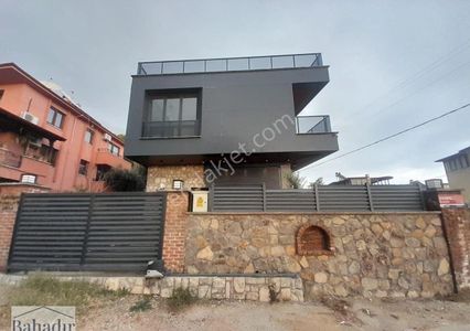 Konut-Villa