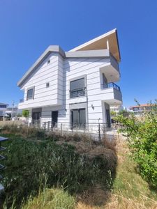 Konut-Villa