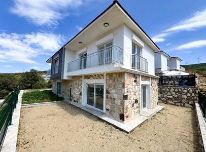 Konut-Villa