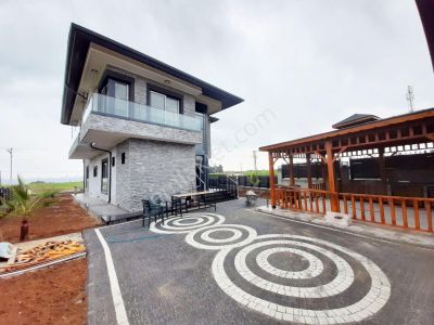 Konut-Villa