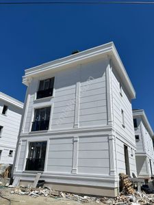 Konut-Villa
