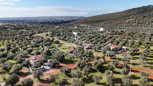 Elektirik Su Mevcut Balova Kardelen De 300 M2 Satılık Arsa