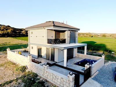 Konut-Villa