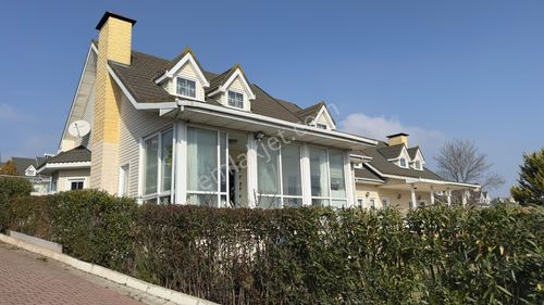 Konut-Villa
