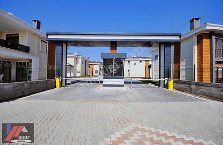 Konut-Villa