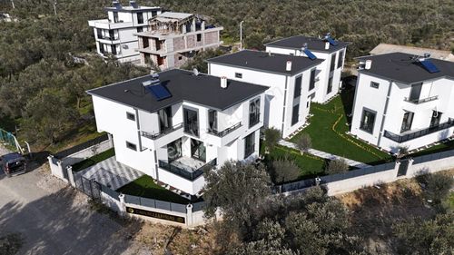 Konut-Villa