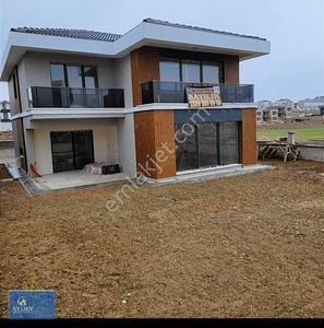 Konut-Villa