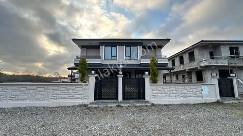 Konut-Villa