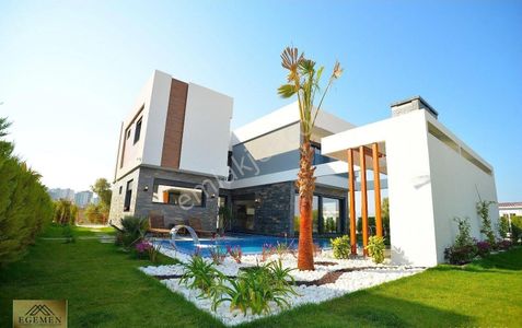 Konut-Villa