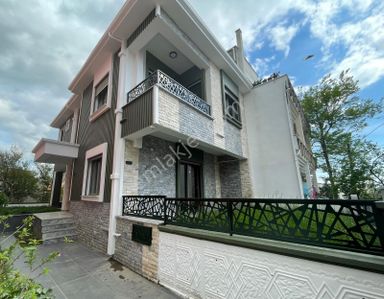 Konut-Villa