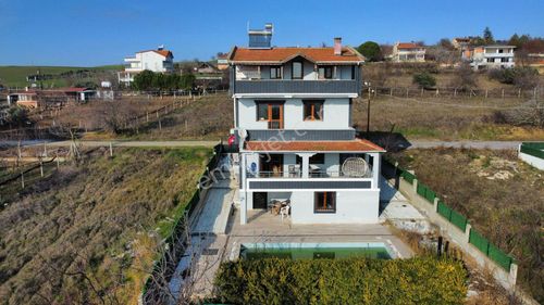 Konut-Villa