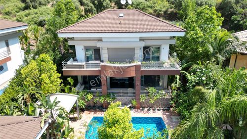 Konut-Villa