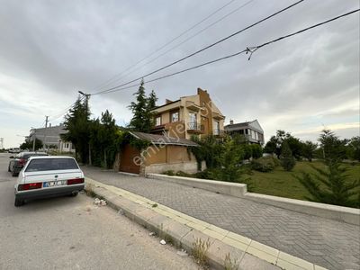 Konut-Villa