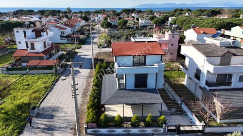 İzmir Dikili Salihleraltın'da Satılık Müstakil Sıfır 6+1 Villa