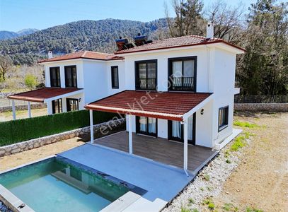 Konut-Villa