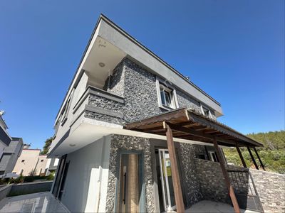Konut-Villa
