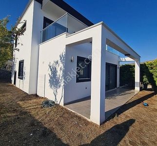Konut-Villa