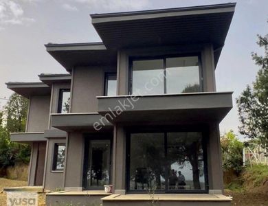 Konut-Villa
