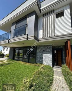 Konut-Villa