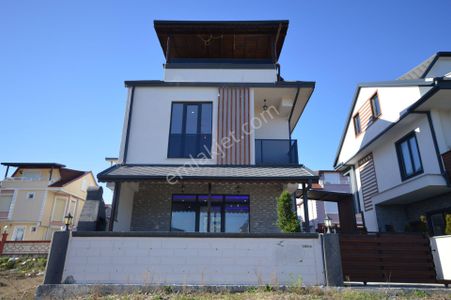 Konut-Villa