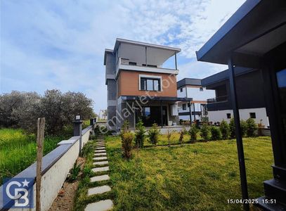 Konut-Villa