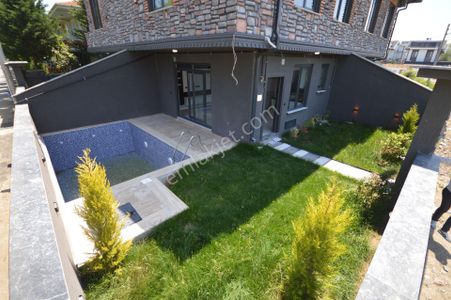 Konut-Villa