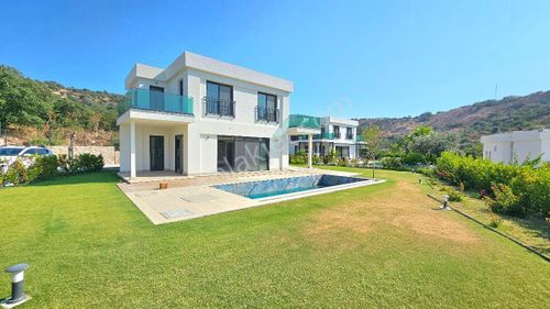 Konut-Villa