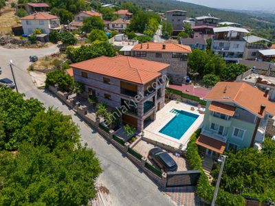 Konut-Villa