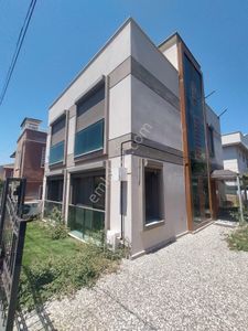 Konut-Villa