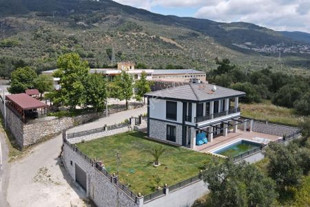Konut-Villa