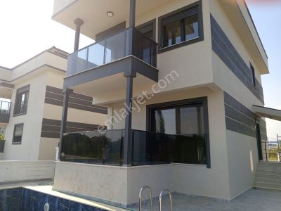 Konut-Villa