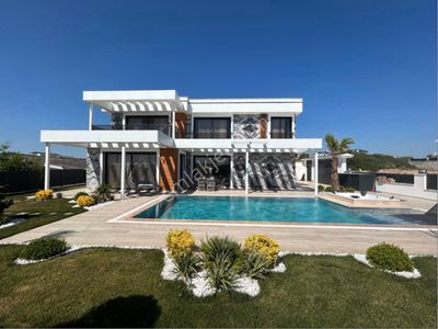 Konut-Villa