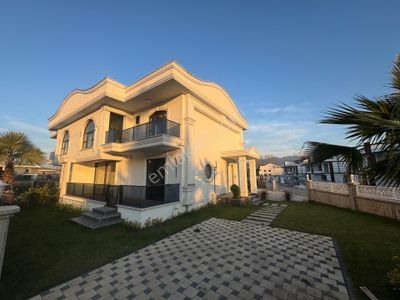 Konut-Villa