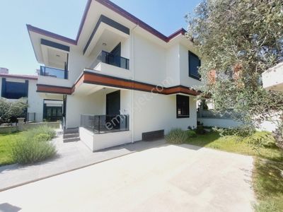 Konut-Villa