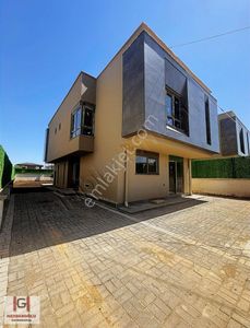 Konut-Villa