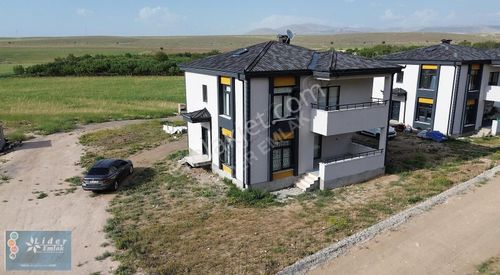 Konut-Villa