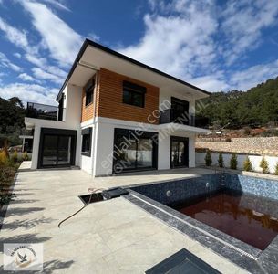 Konut-Villa