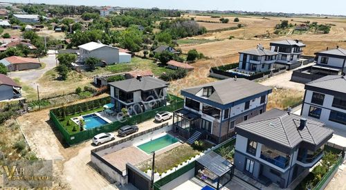 Konut-Villa