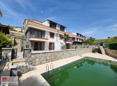 Konut-Villa