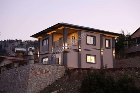Konut-Villa