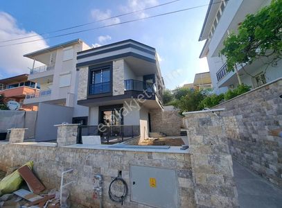 Konut-Villa