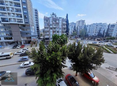 İşyeri-Apartman Dairesi