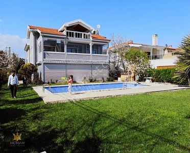 Konut-Villa