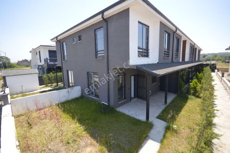 Konut-Villa
