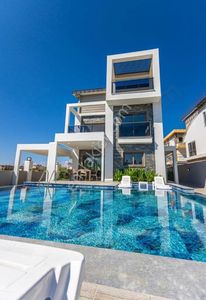 Konut-Villa