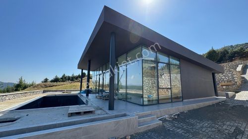 Konut-Villa