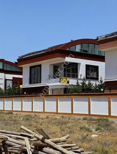Konut-Villa