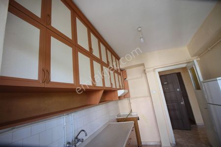 İşyeri-Apartman Dairesi